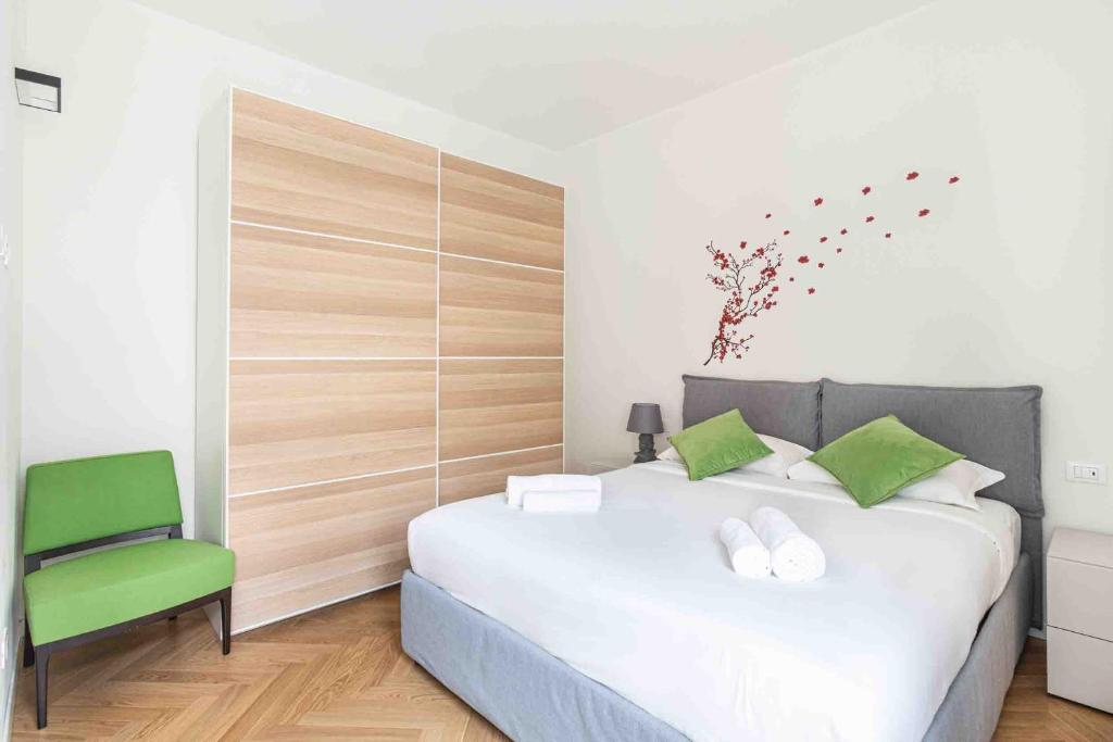 Cute and Central Duomo Apartment - Red - 4