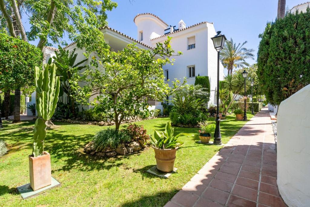 Nice Casa los Naranjos Marbella by Casa del Sol HR - 3