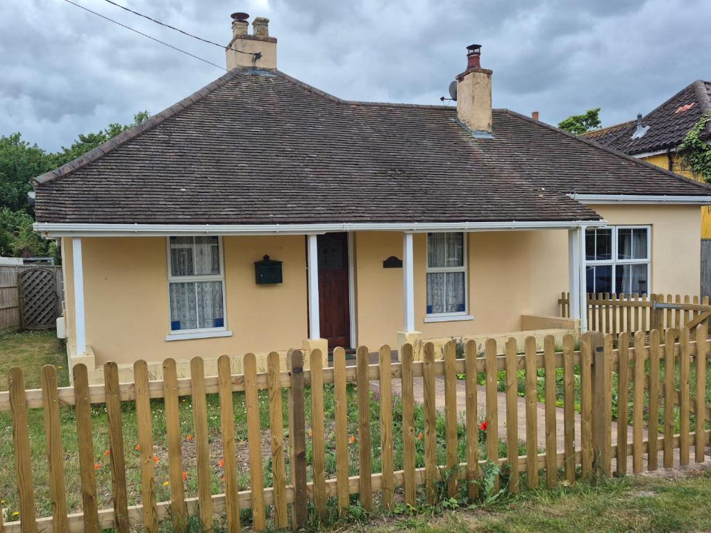 Crossing Cottage, Aldeburgh, Aldeburgh