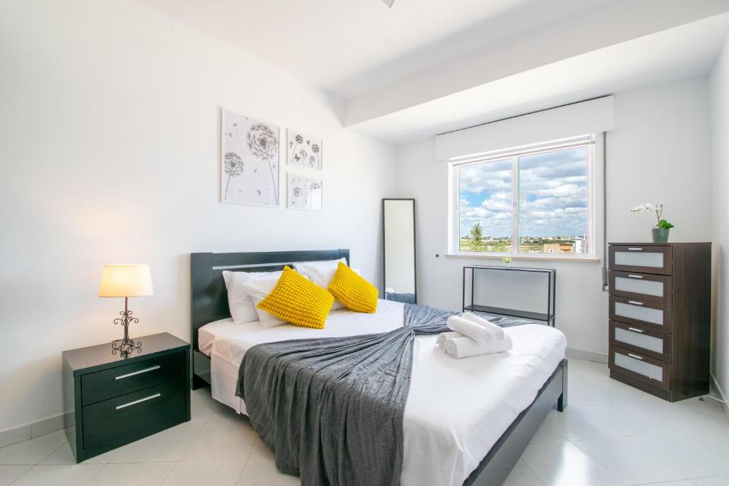 HolidaysPT - Casa da Ria - 2 Bedroom Apartment, Fuzeta