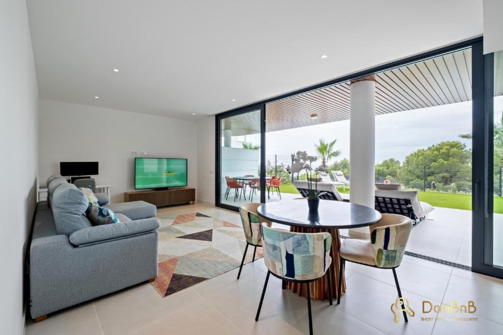 Sea view apartment with garden in Fuengirola - 2