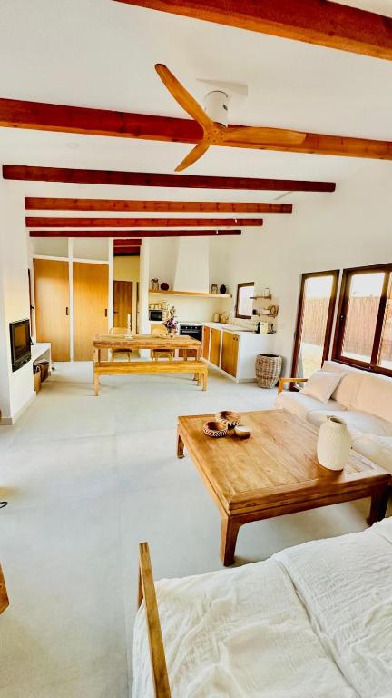 Villa Salinas Beach Home - 3