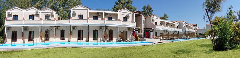 Pasiphae Hotel — Hotel building in Skala Kallonis, North Aegean