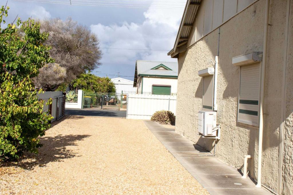 The Cosy Lap, Tailem Bend