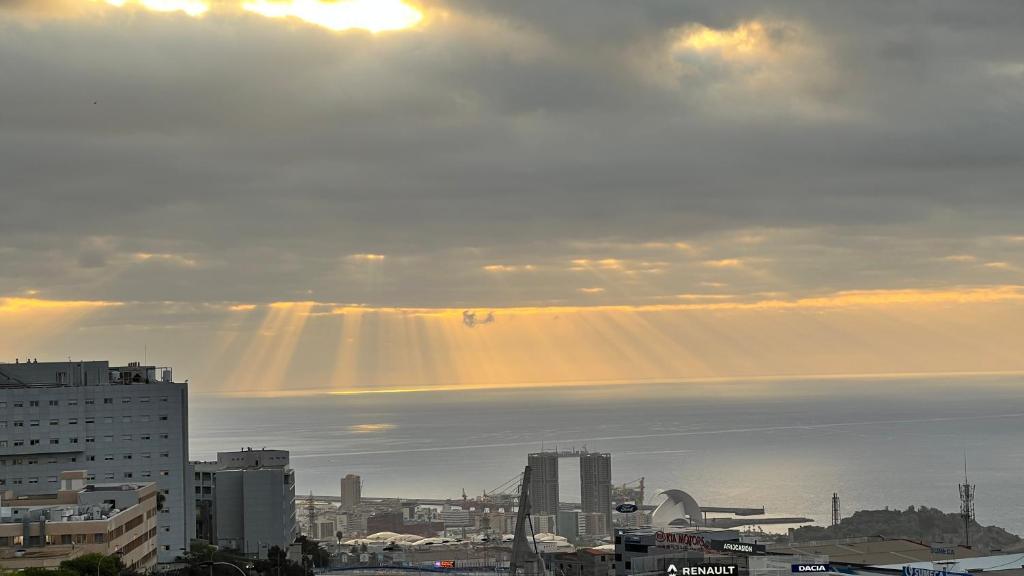 Casa Blanca Cozy Stylish Penthouse Ocean&City&Sunrise Views By-Tenerife365 - 2