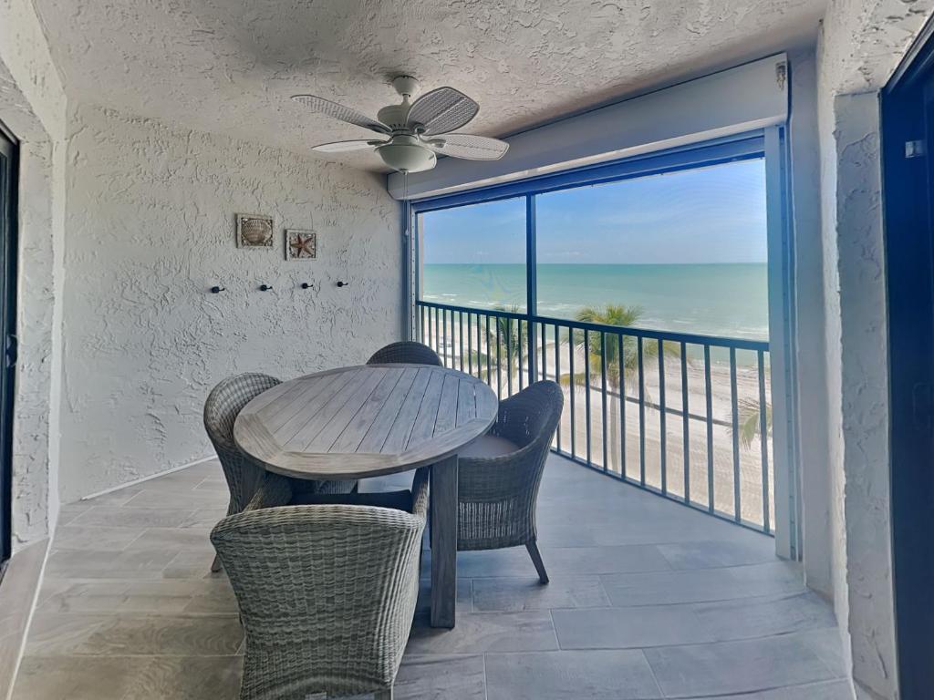 Seaside 507, Fort Myers Beach