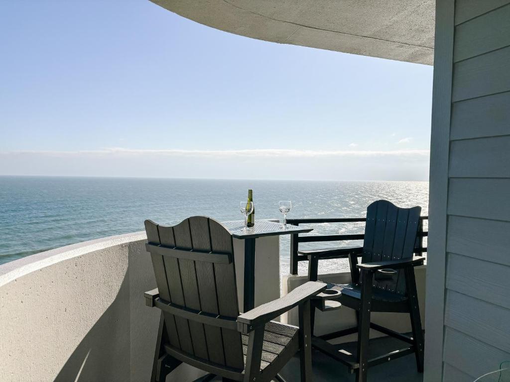 Seaside Serenity-18th Fl Escape, Daytona Beach