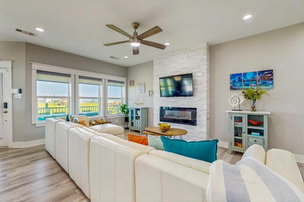 Warrior in Paradise, Galveston