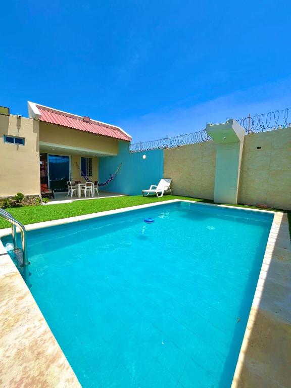 Beachfront Cabin with Private Pool - 2