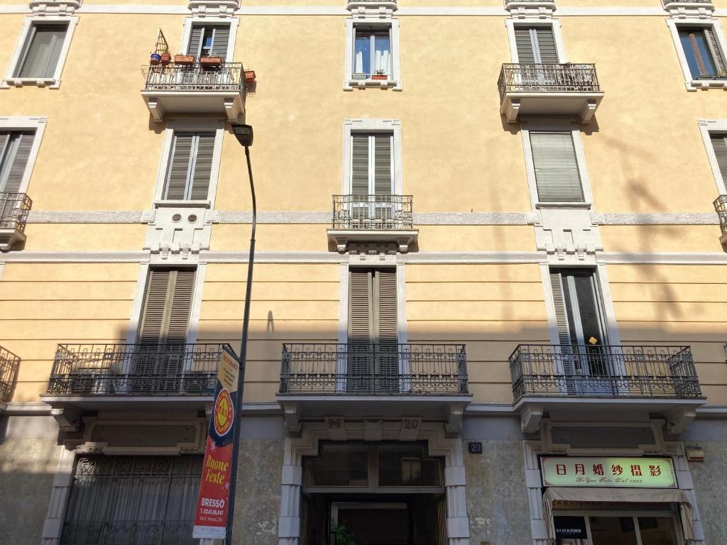 Stilish 2 bedrooms apartment with terrace, Design District - Paolo Sarpi - 3