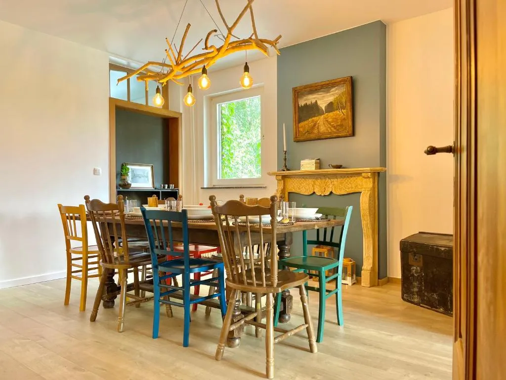 La Parenthèse - Peaceful and family-friendly cottage in Bastogne, hotel in Bastogne
