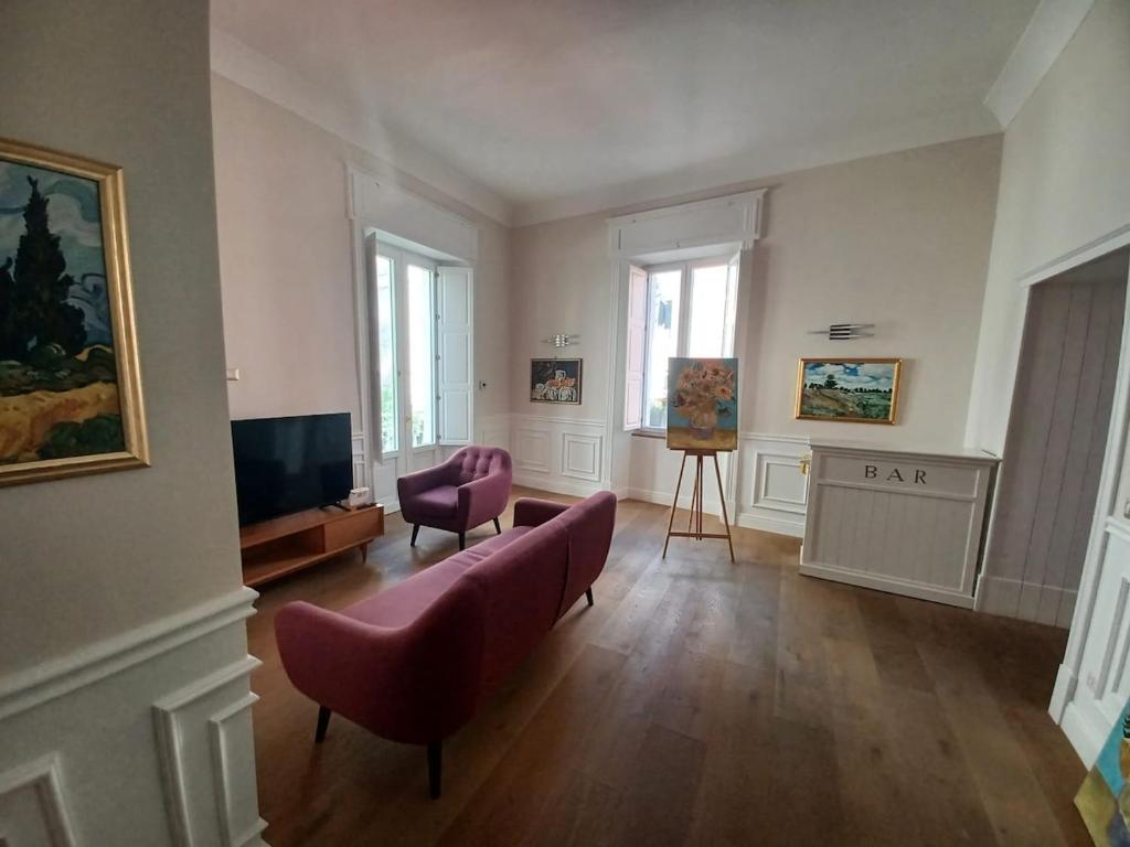 Central, elegant, quiet, Salerno