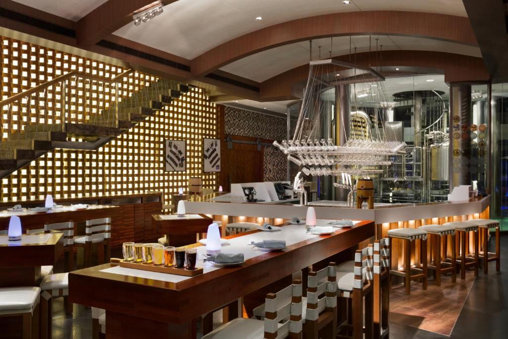 上海浦东嘉里大酒店 (Kerry Hotel Pudong, Shanghai)