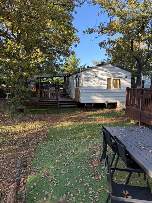 Merveilleux mobile home, Sainte-Croix-de-Verdon