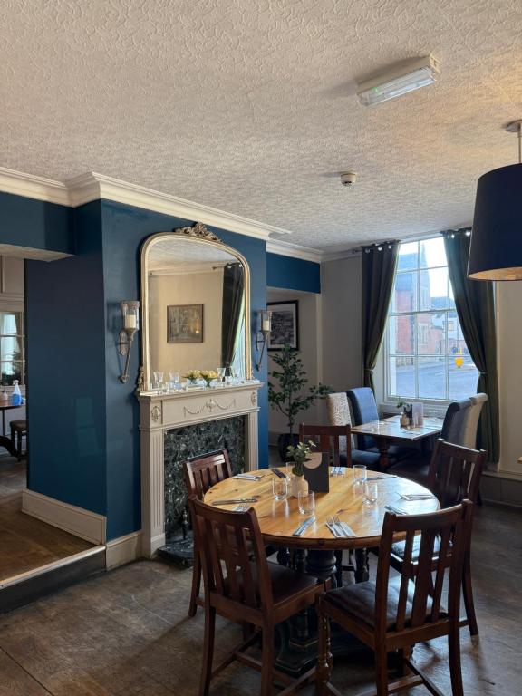 Lamb Hotel, Ely photo 3