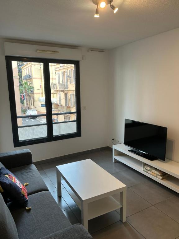 studio confortable - 2