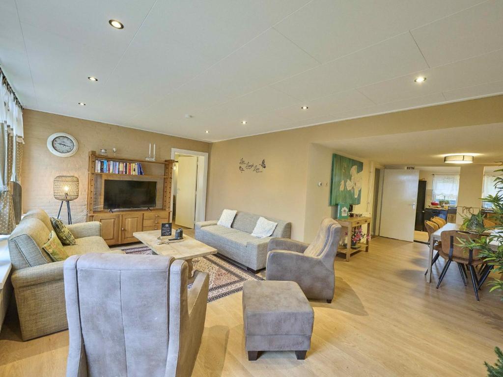 Landsraderhöfke - 1, Heijenrath