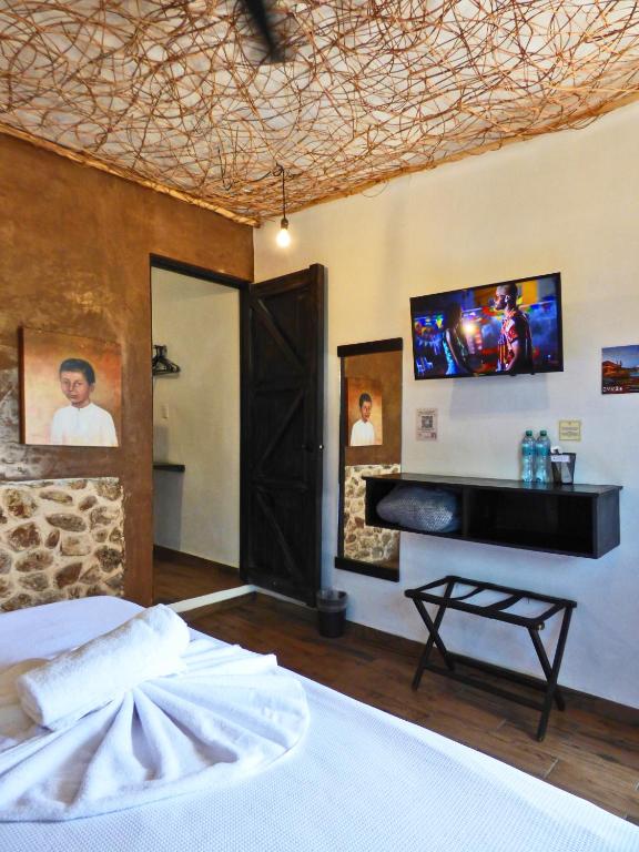 Habitaciones Colonial Zaci - 2