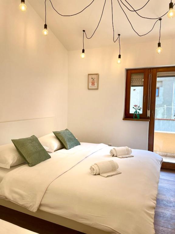 Courtyard Flats House URBAN STAY