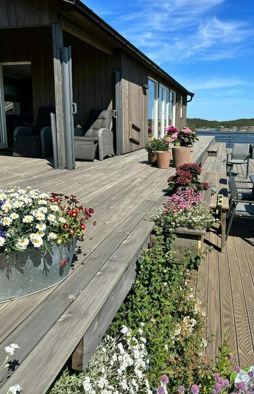 Cabin With Views And A Large Terrace In Søgne, Søgne