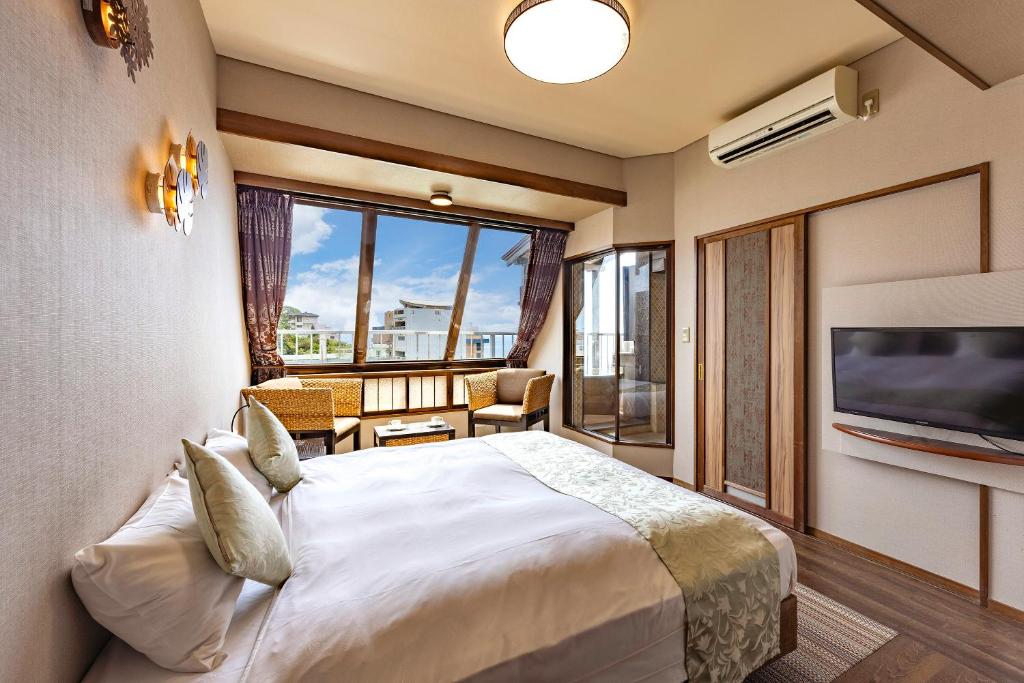 Izu Izu Inatori Resort Sazana room