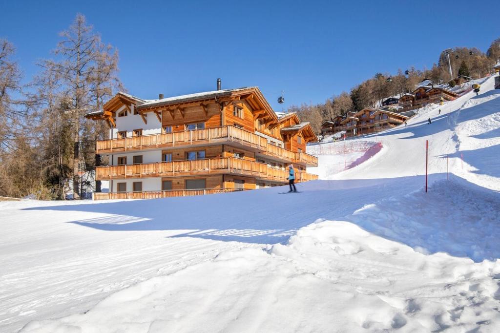 Penthouse on the Piste - 3