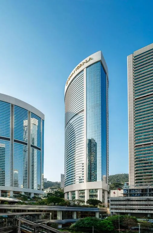 港岛香格里拉，位于香港的酒店