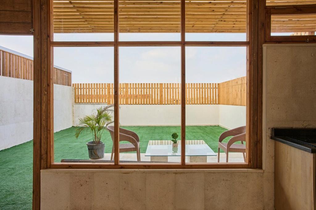 The Twin - Bohemian Studio, Káhira