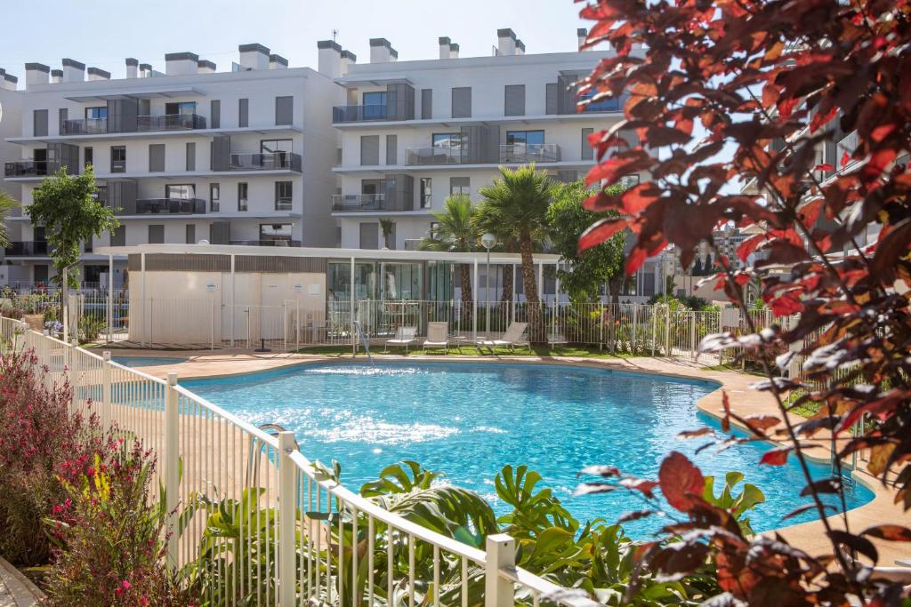 Apartamento Tulipán en Dénia Urb Marina Real III Terraza, varias piscinas y gimnasio cerca de la playa Las Rotas - 4