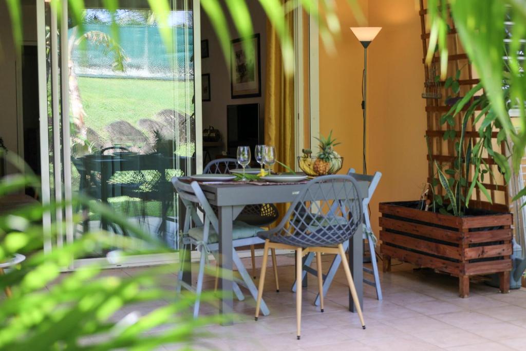 L'escale verte - garden & pool, Petit-Bourg