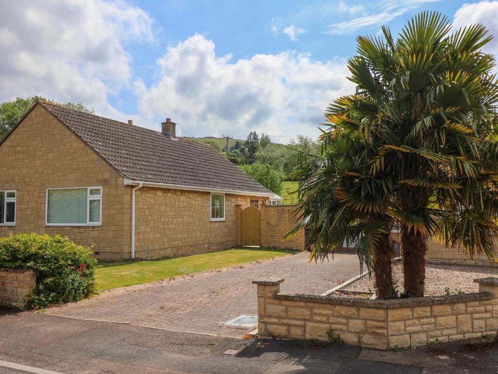 Hillside, Cheltenham