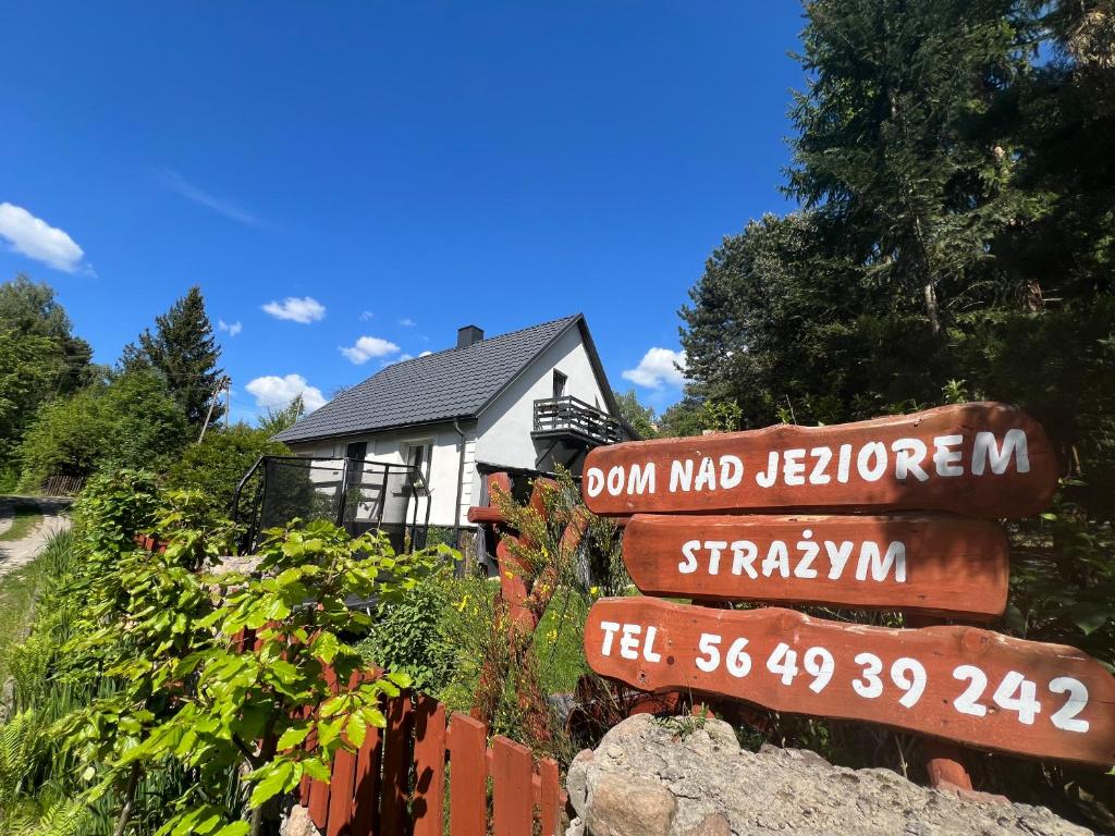 Dom nad jeziorem Strażym, Zbiczno