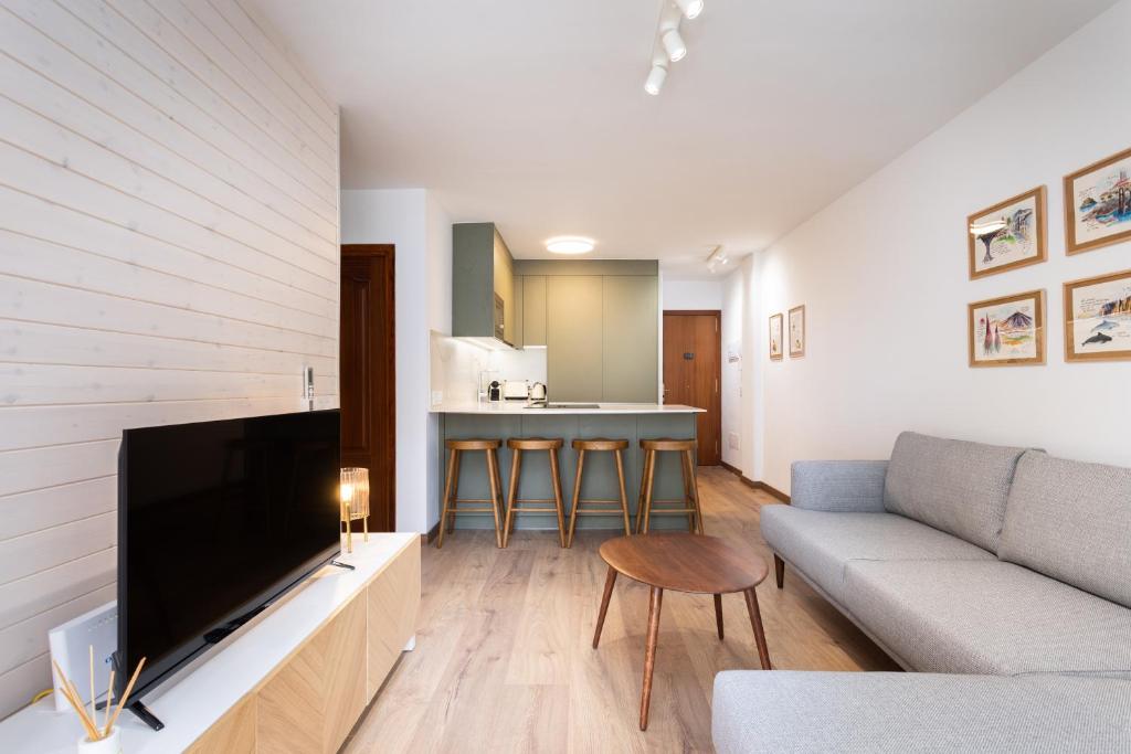 Home2Book Cozy Apt Retreat in Candelaria - 1