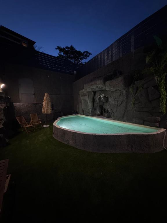 Casa Calipso, Katánie