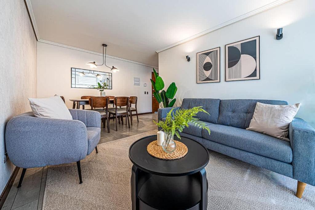 HT Amplio y comodo Depto en Macul - 2