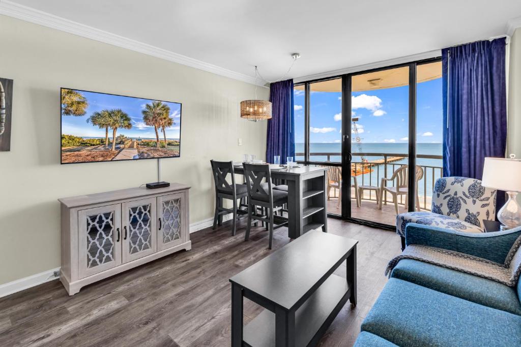 Oceanfront Condo with Balcony, Myrtle Beach
