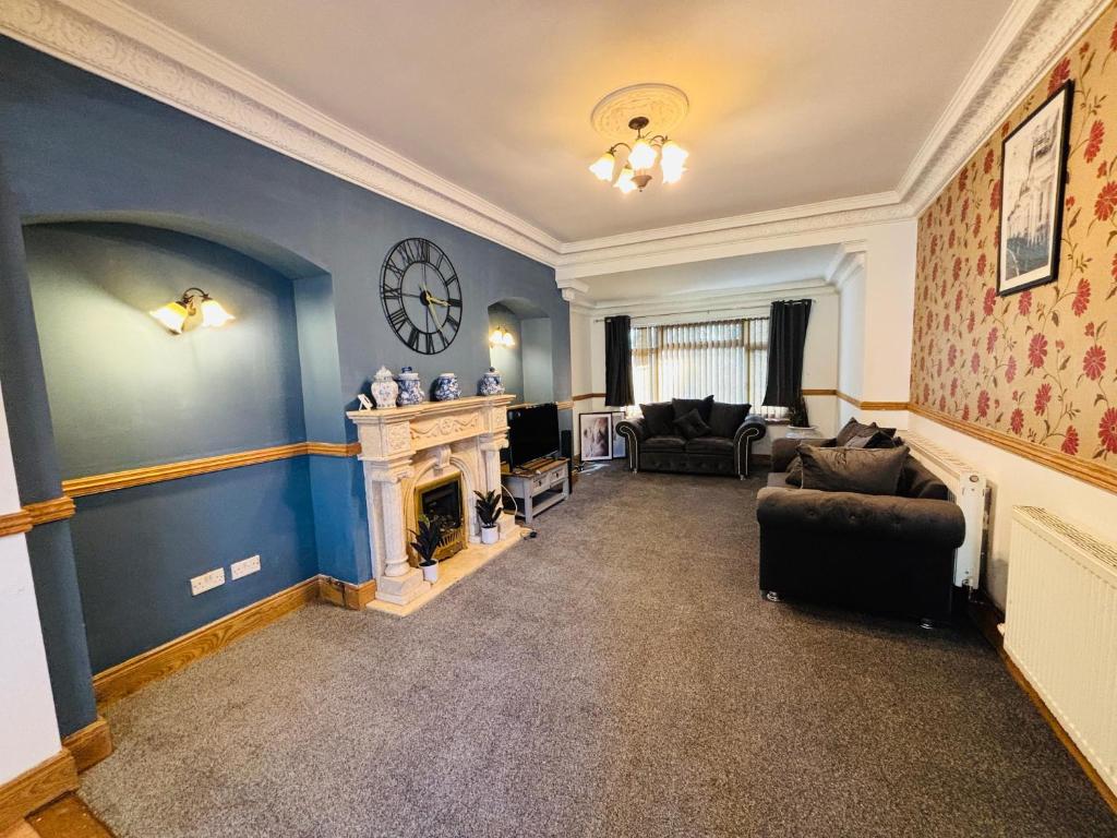 Welbeck House, close to Swansea Central, Cockett