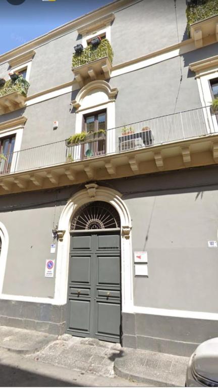 SiciliAmuri, Katánie