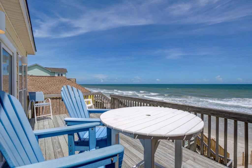 3952 Island Drive, North Topsail Beach