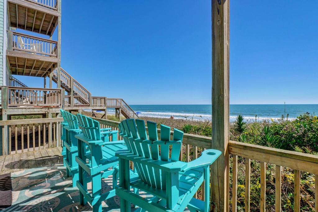 3958 Island Drive, North Topsail Beach