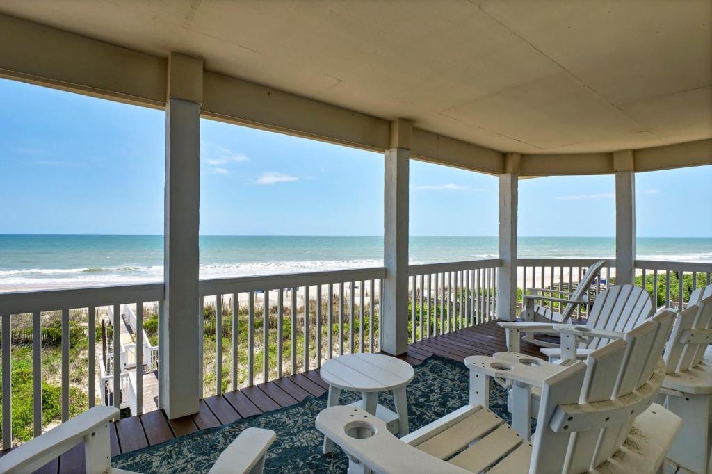 3530 Island Drive, North Topsail Beach