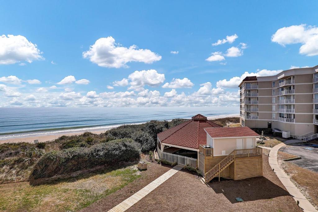 St Regis 2305, North Topsail Beach