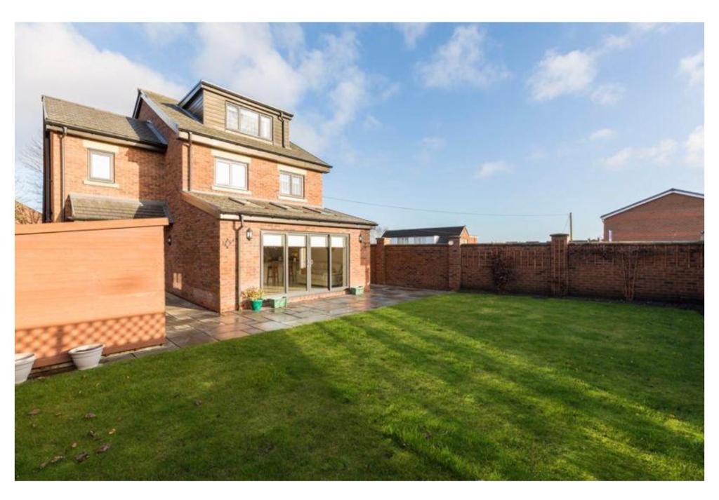 Thirlmere, Upholland