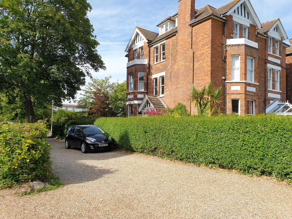 The Wycliffe Guest House ガーデン