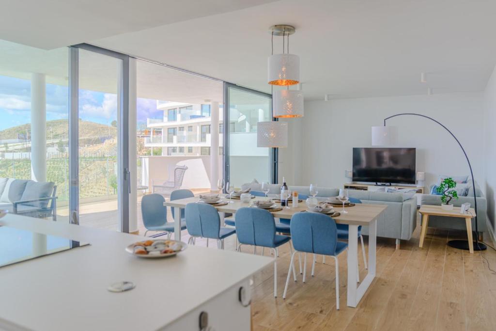 Amazing 3 bedroom apartment in Higueron West - close to all amenities - 3