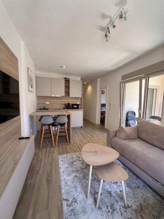 Apartment Montenegro Becici - 3
