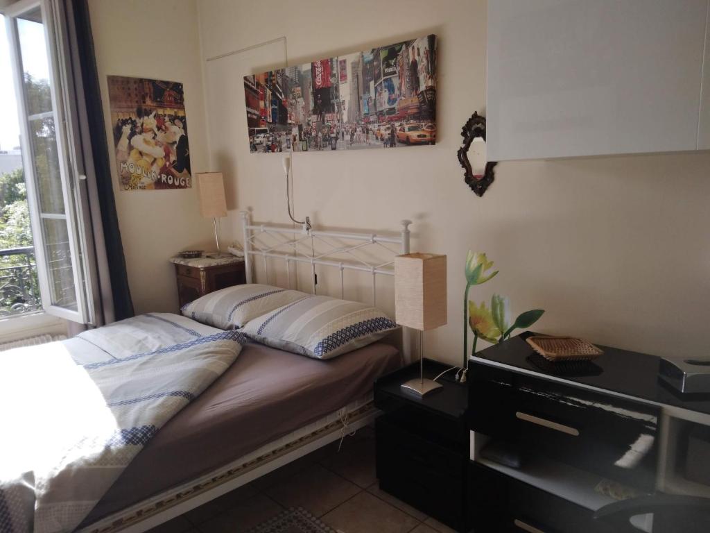 PARIS 14e calme 30m2- cuisine -Métro Glacière - 2