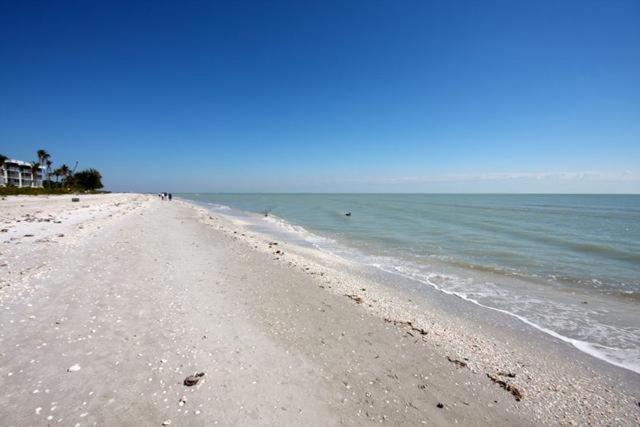 White Sands 14, Sanibel