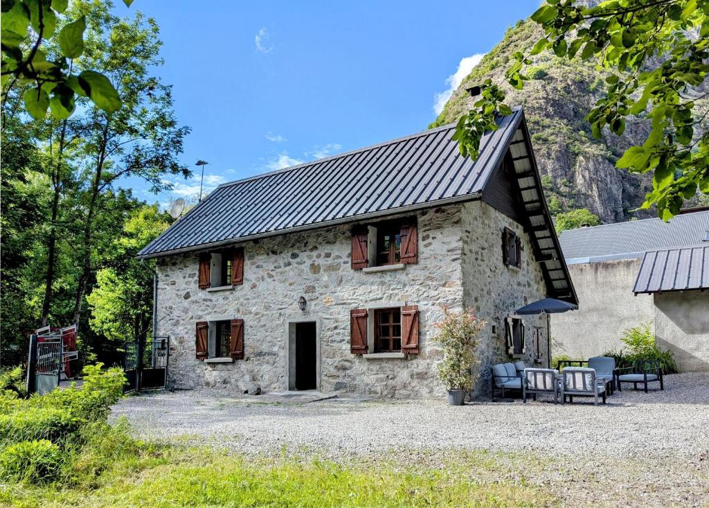 Maison avec grand jardin, garage, jacuzzi supplément - 2