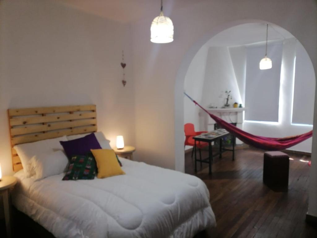 habitación amplia y acogedora en Bogotá - 2